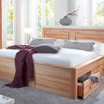 SAM® Holzbett Alena mit Bettkästen, Bett mit verspieltem Kopfteil, natürliche Maserung, massive widerstandsfähige Oberfläche in zeitlosem Naturton, 180 x 200 cm